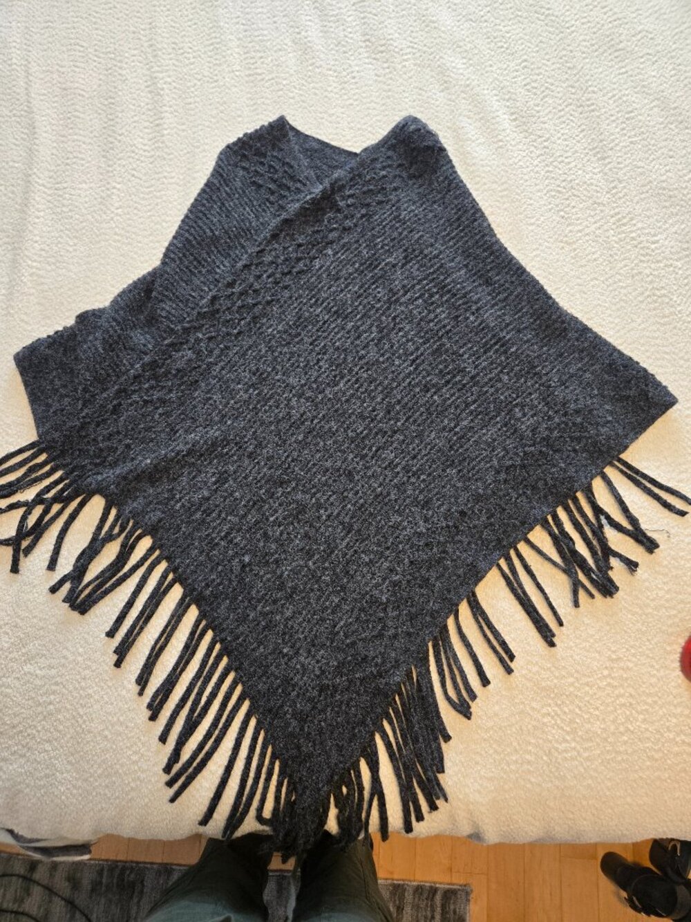 V-neck Pull-over Poncho